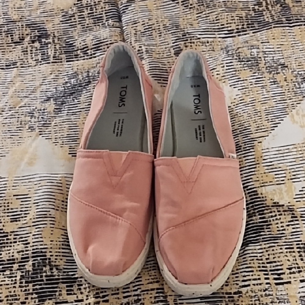 Toms Pink Flats with Jute Trim